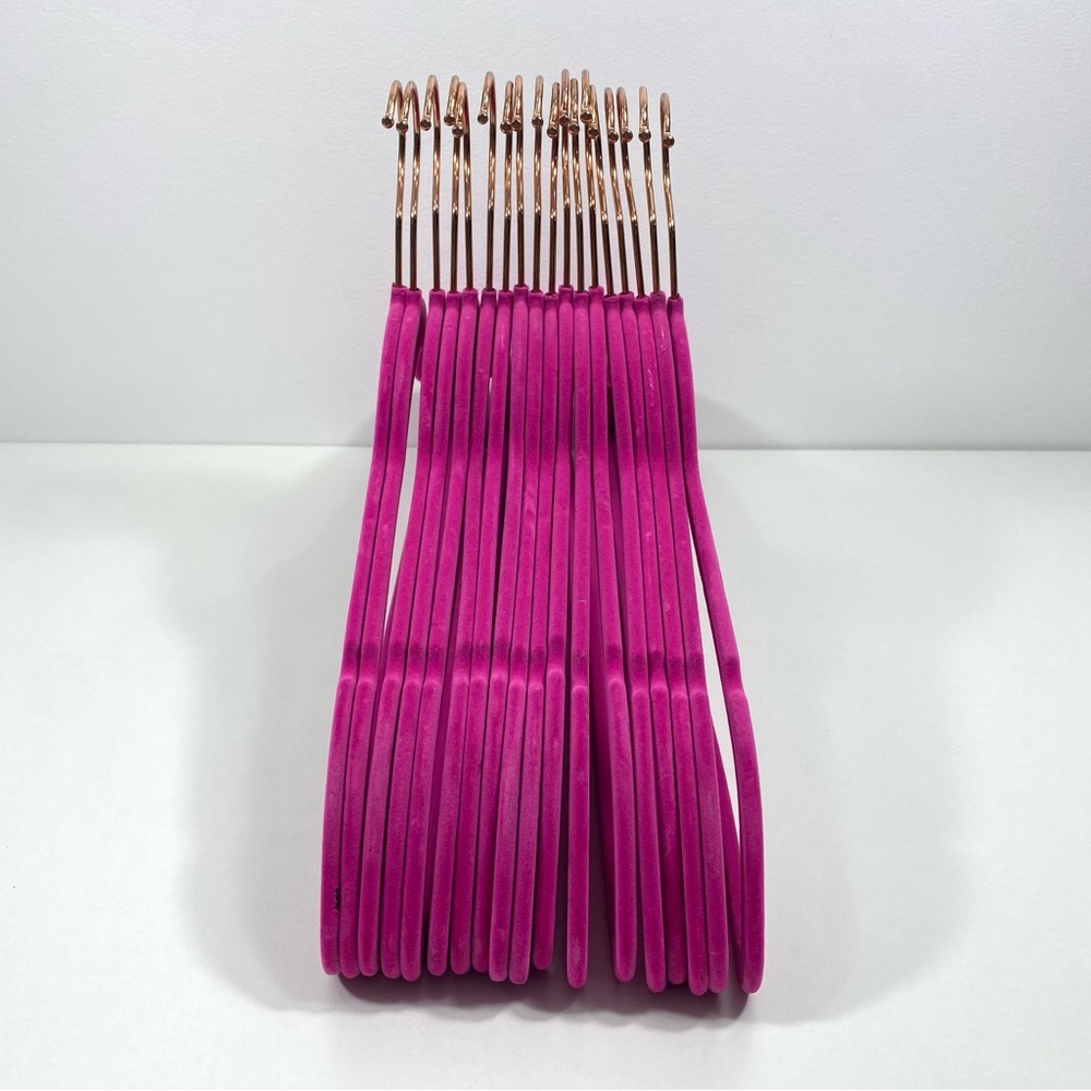 20 Juicy Couture Hot Pink Velvet & Rose Gold Luxe Fashion Style Wardrobe Hangers - Picture 6 of 10